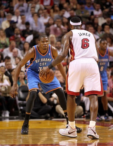 在赛场上展 在赛场上展