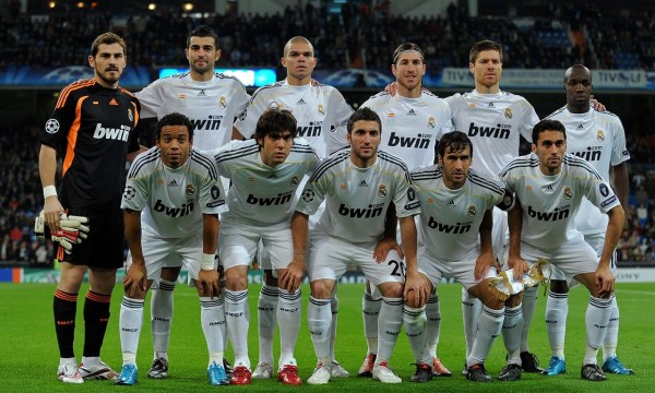 足球的两大 足球的两大