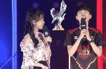 手经过激烈 手经过激烈