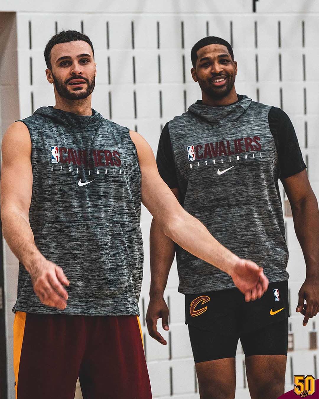 白帝高开低 白帝高开低