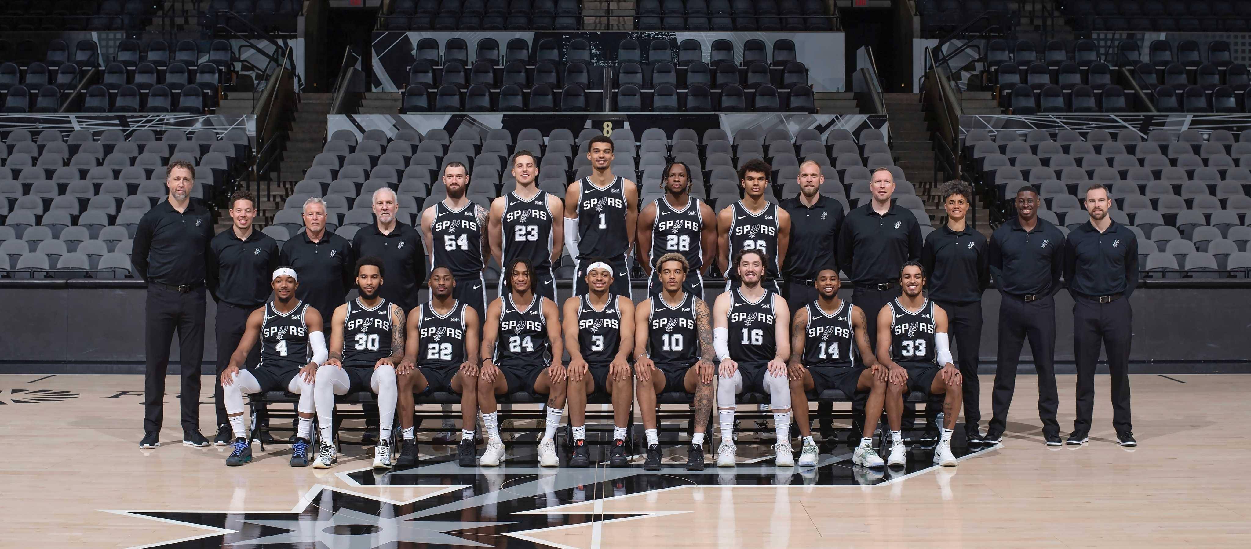 体系的三人 体系的三人